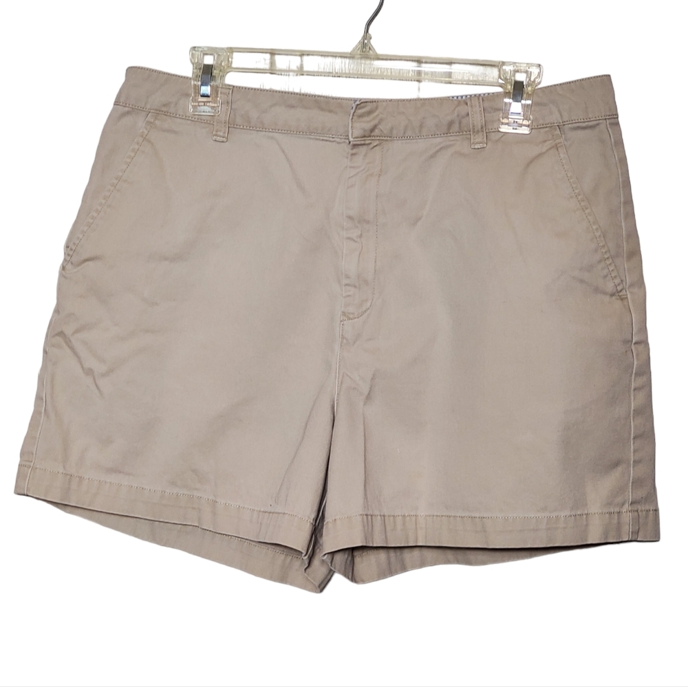 Tommy Hilfiger Tan Shorts Size 14
